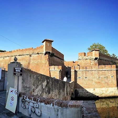 La Venezia'S Studio Flat Livorno Exterior photo