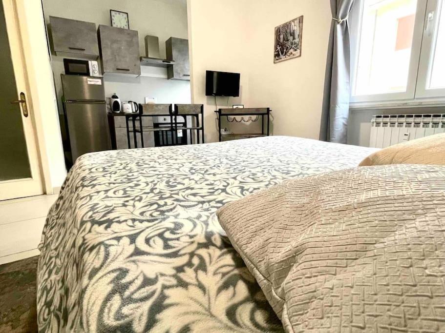 La Venezia'S Studio Flat Livorno Exterior photo