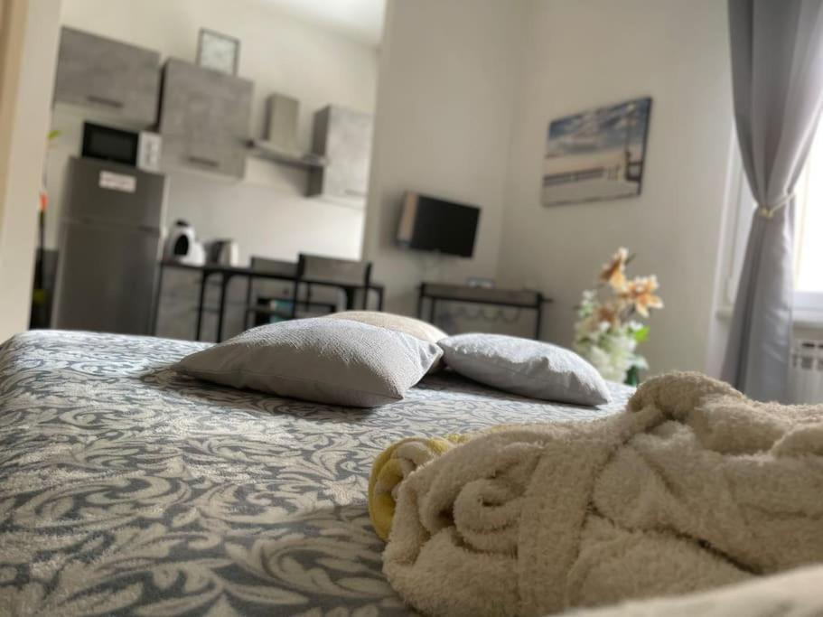 La Venezia'S Studio Flat Livorno Exterior photo